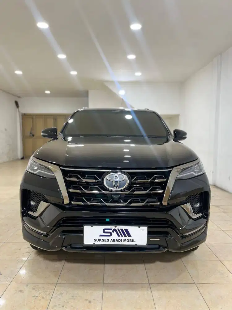 Toyota Fortuner 2.4 GR Sport AT 2021 MURAH