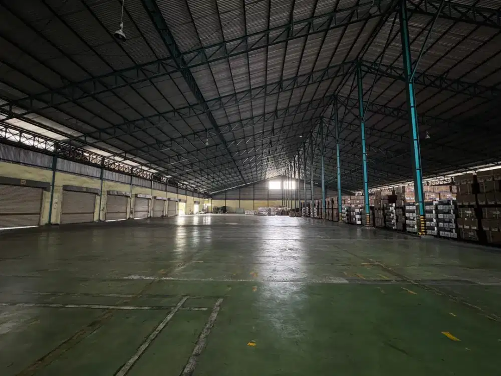 Disewakan  Gudang Logistik Siap Pakai di KBN Marunda