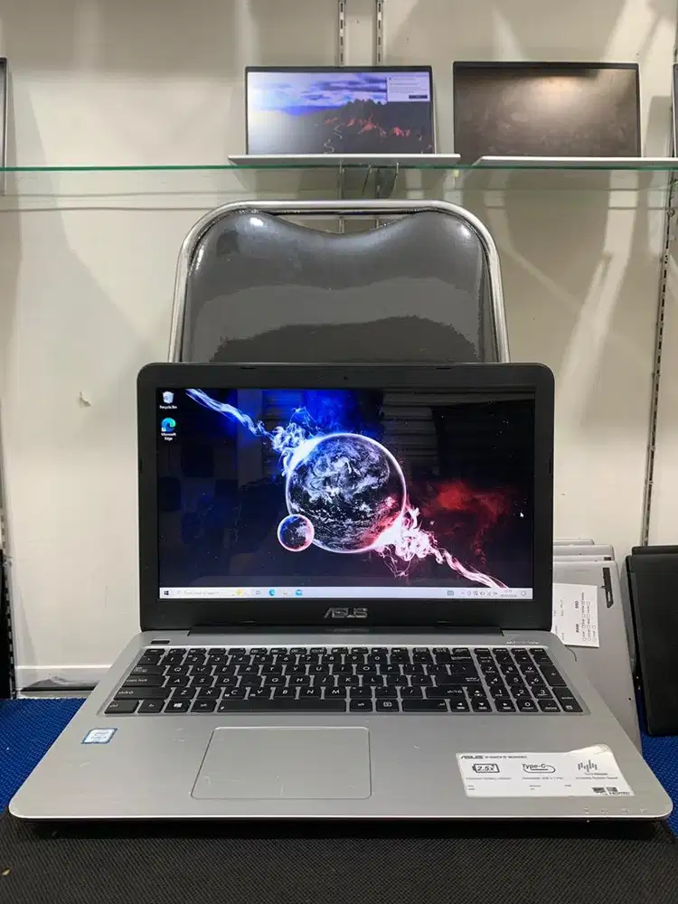 Asus X556UA i5 Gen 6 Ram 8 GB