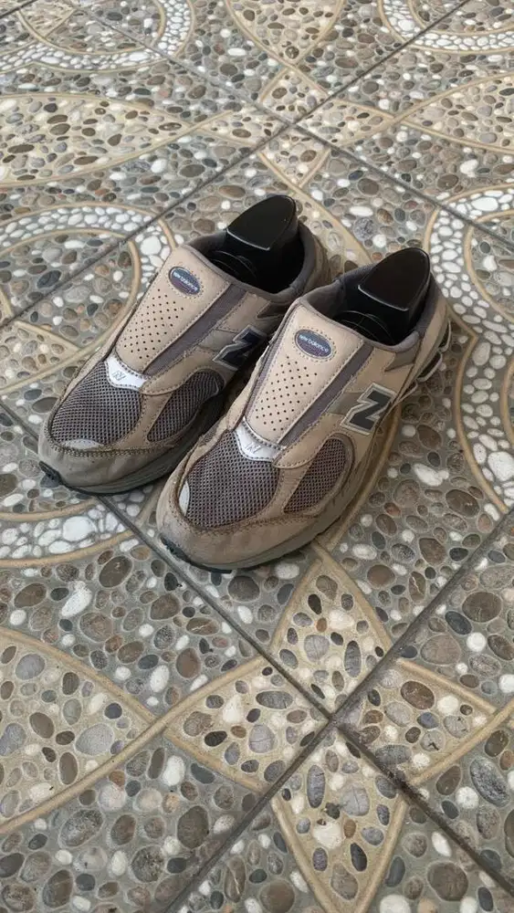 New balance 2002R light grey MULE