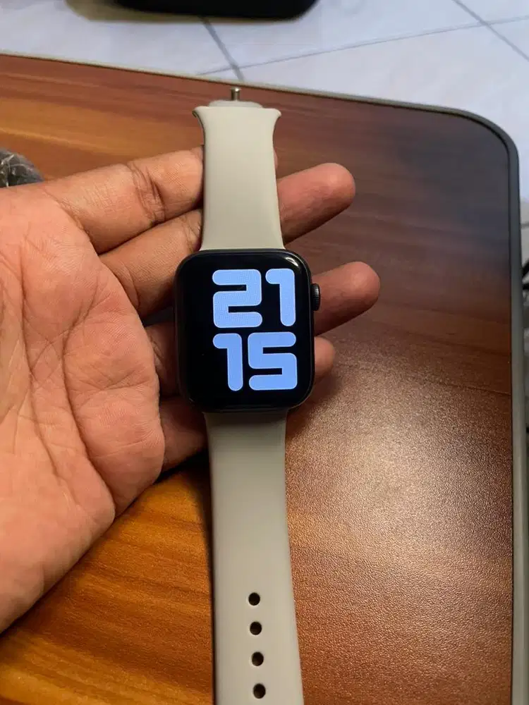 Iwatch series 6 44mm unit only