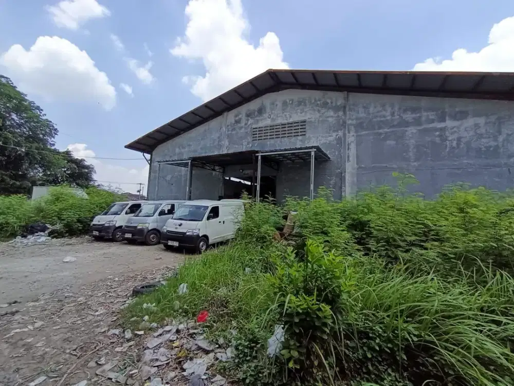 Bangunan Komersil Gudang Luas Siap Beroperasi Area Cibitung Bekasi Jawa Barat