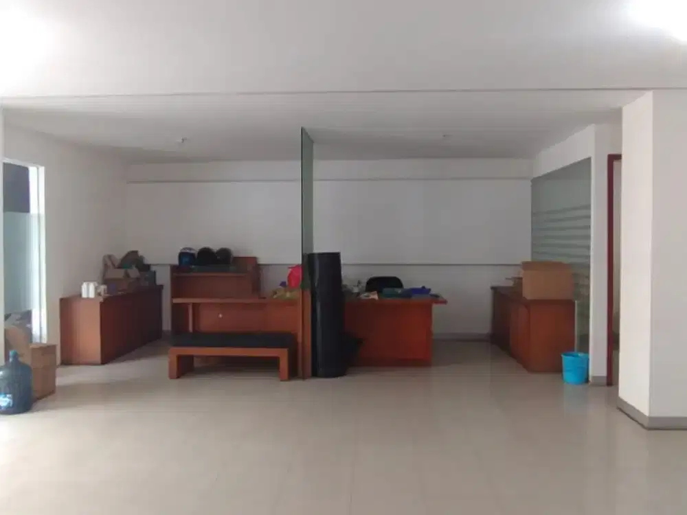 Dijual gedung cocok untuk kantor di Sunter Jakarta Utara
