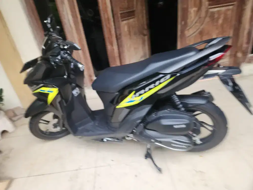 Vario k2v hitam stiker hijau 2025 gbm