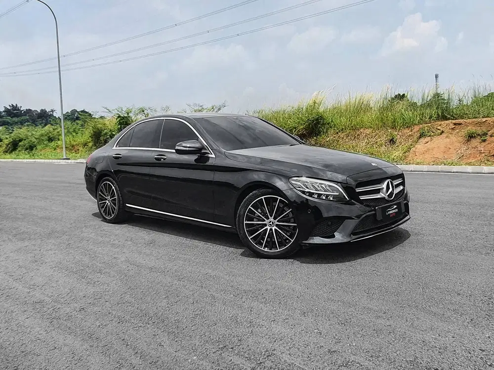 MERCEDES BENZ C200 EQ BOOST 2019 W205 1.5 TURBO HITAM KM 6K !!