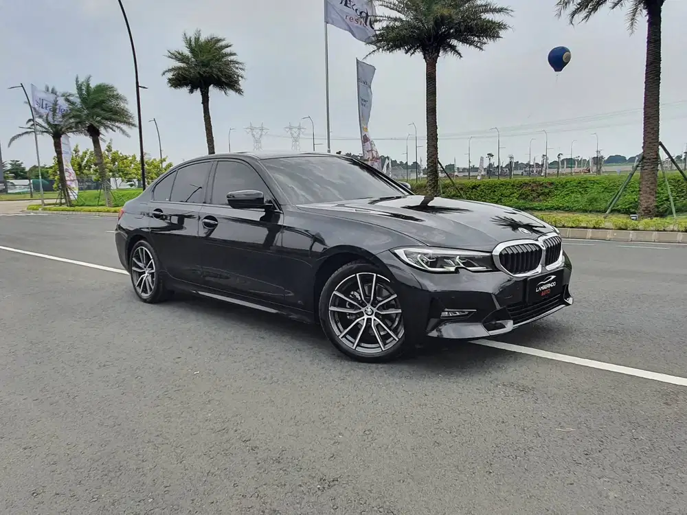 BMW G20 320i 2.0 TURBO SPORT 2021 HITAM 2020 B48