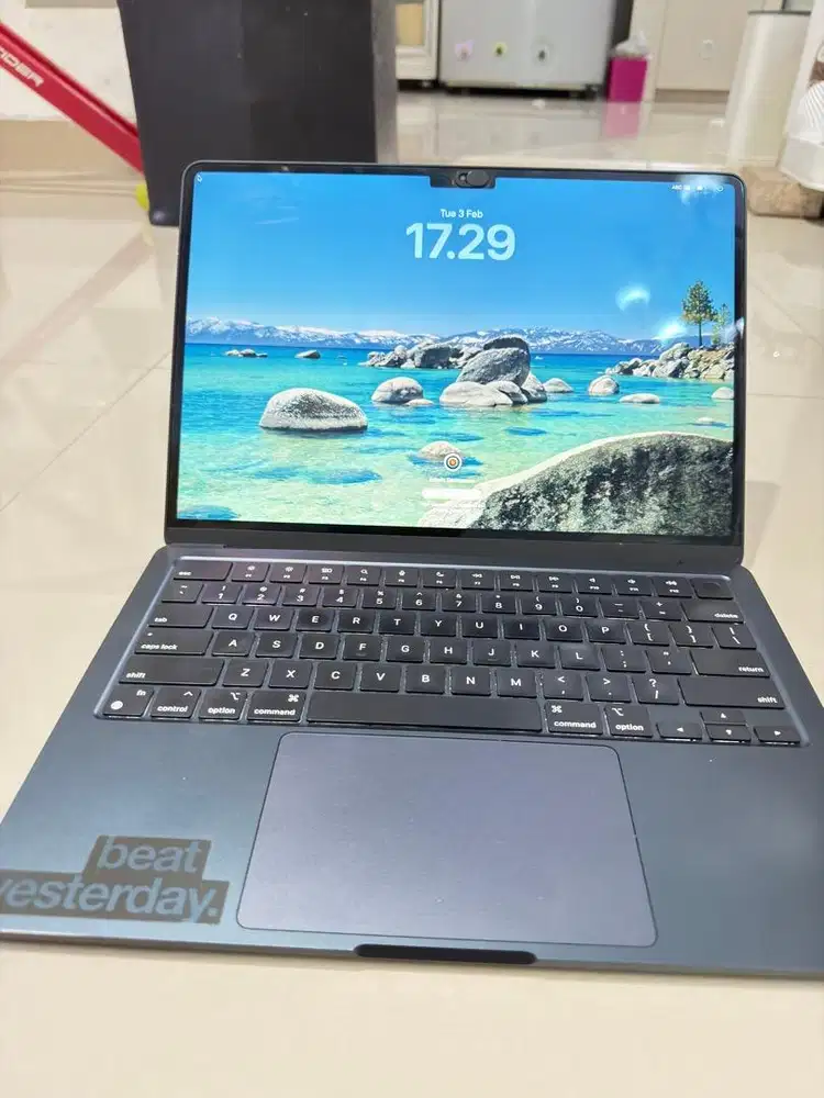 Jual macbook air M2