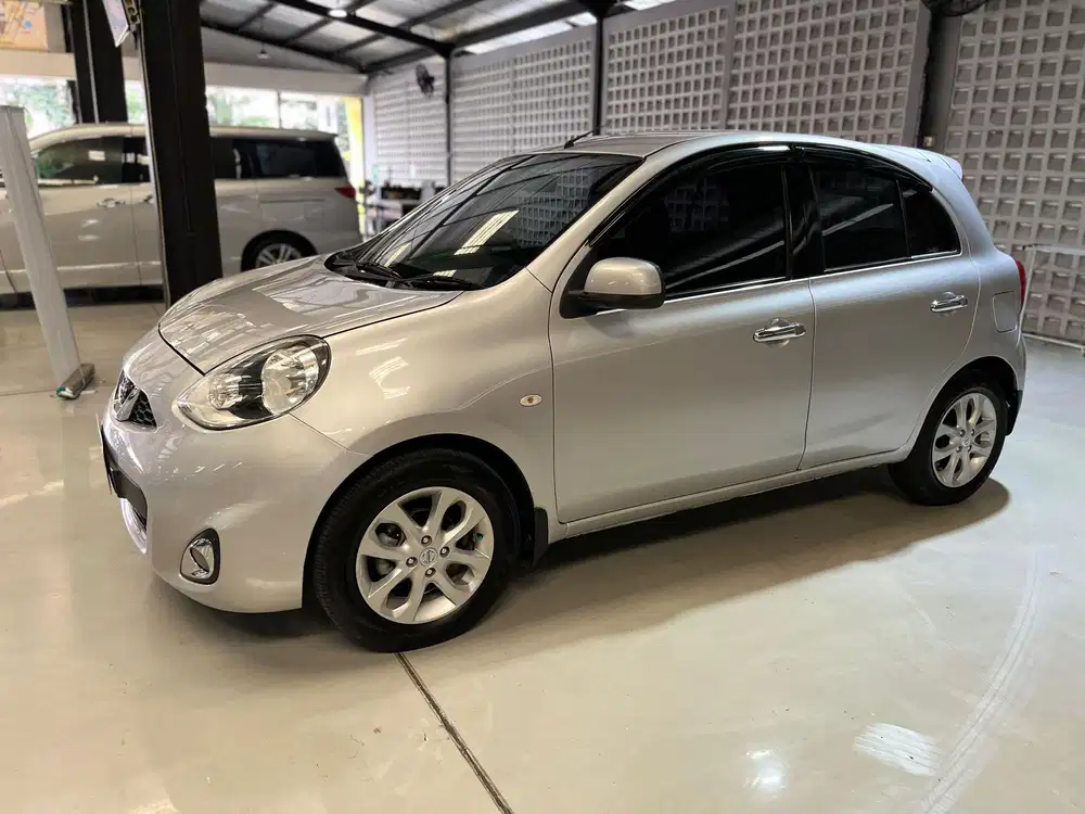 (Pajak Panjang 1thn) Nissan March 1.2 XS AT 2013 / 2014