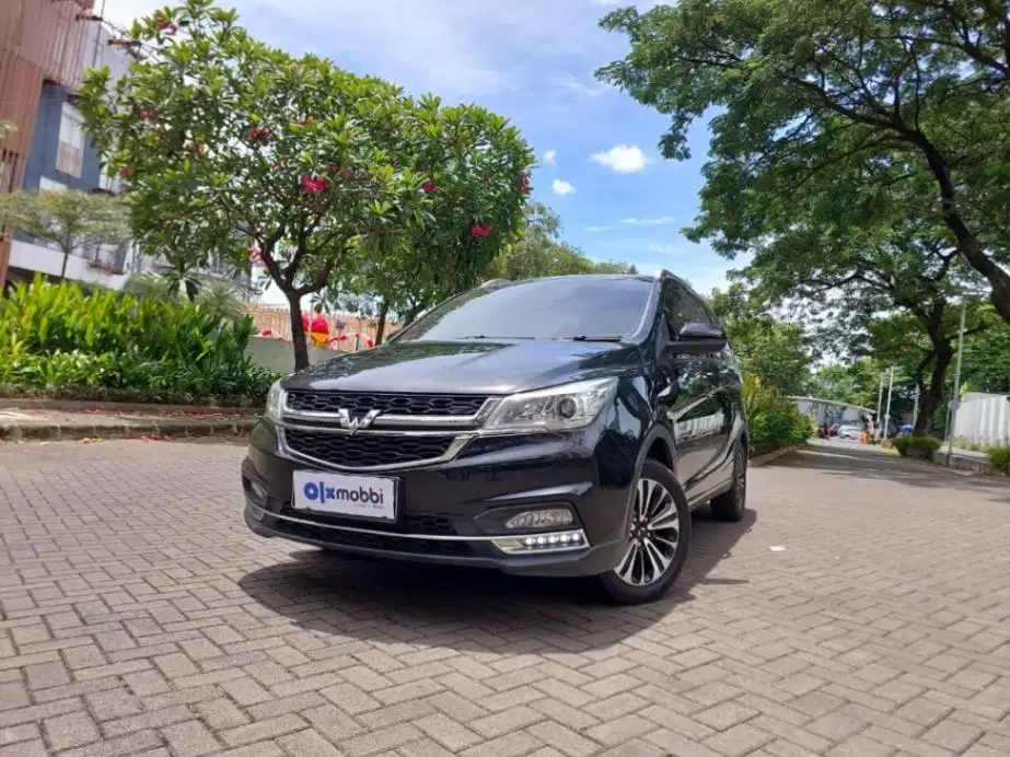 DP RINGAN Wuling Cortez 1.5 CT L Bensin-AT Hitam CCZSB