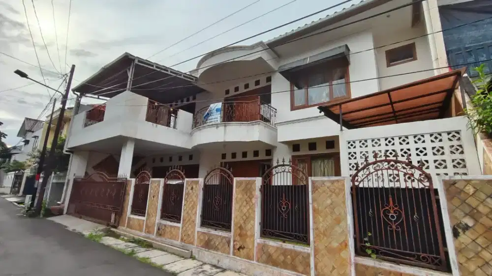 KOMPLEK DKI RESIDENCE PONDOK KELAPA