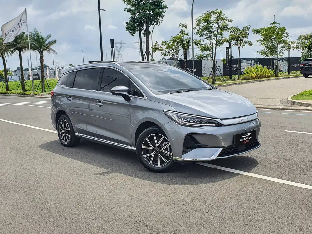 BYD M6 SUPERIOR EV 2025 LISTRIK 7S 3 ROW 7RB KILOMETER !!