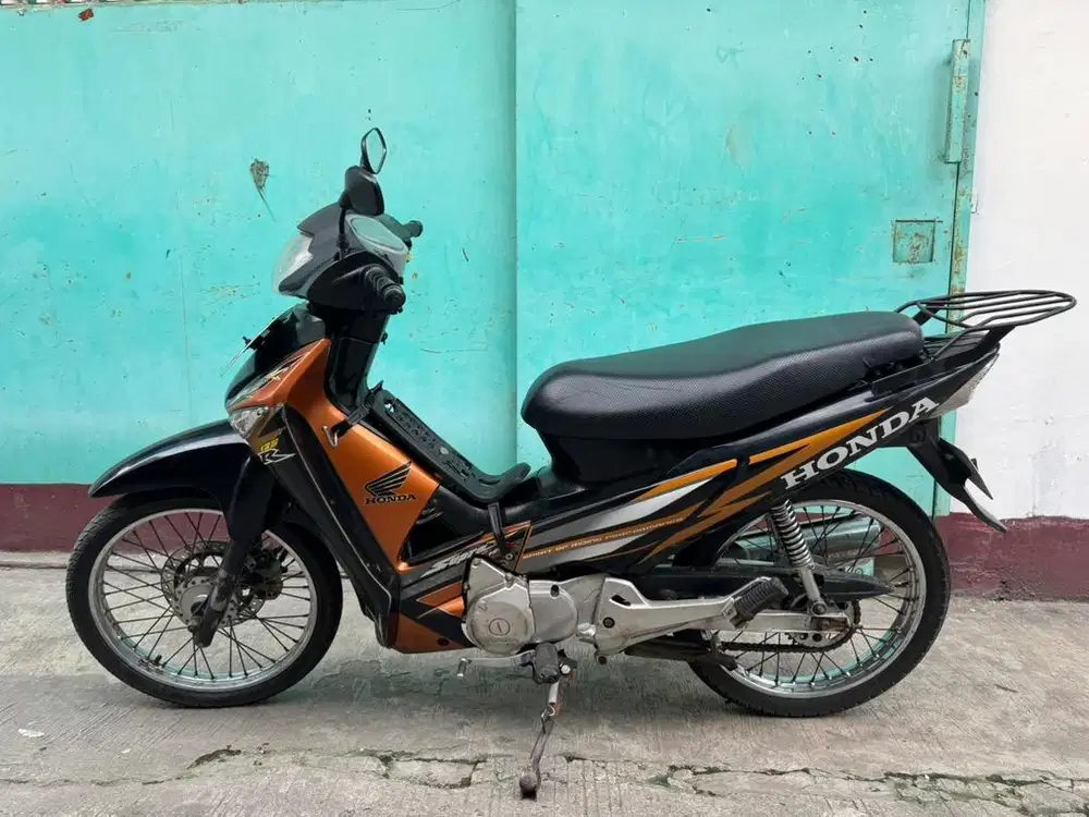 Honda supra X 125 thun 2006 pajak panjang mesin halus joz siap gas gan