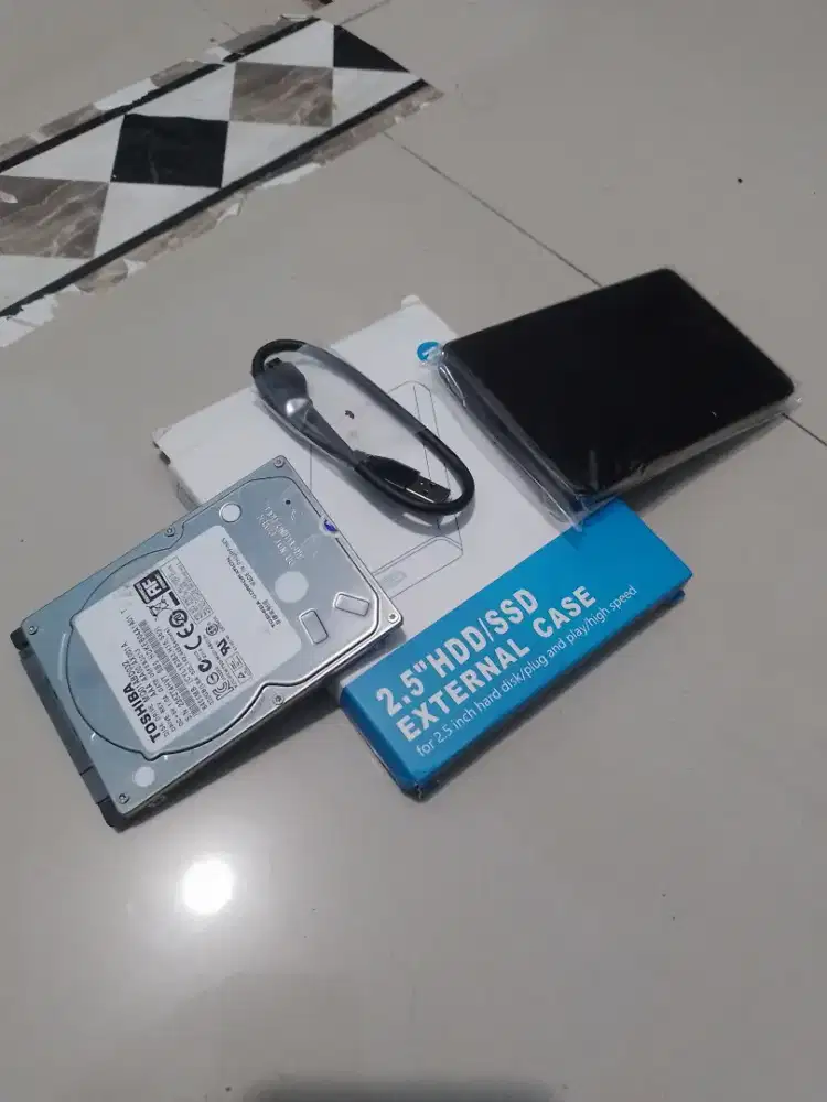 Hardisk external 2 pcs plus adaptor new