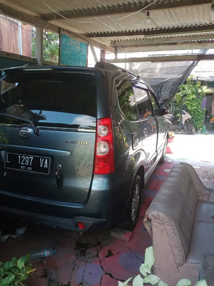 Daihatsu Xenia 2011 Bensin