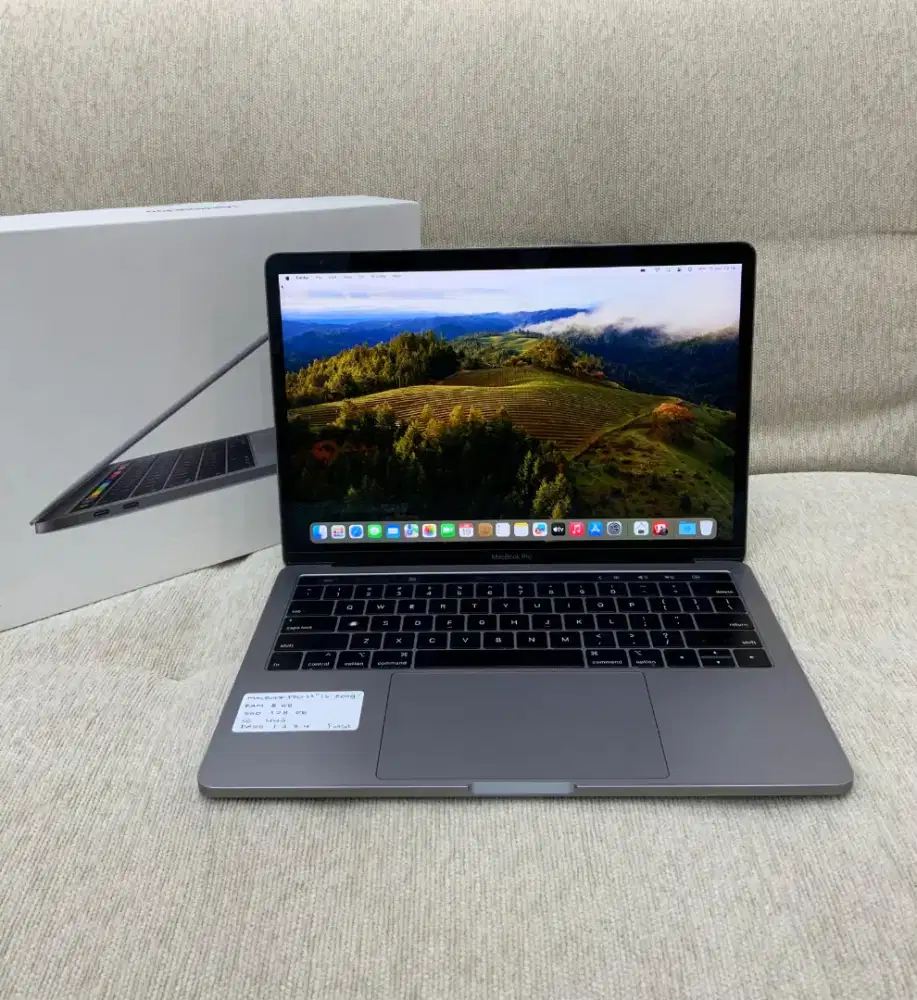 Macbook pro 2019 i5 8gb 128gb like new fullset