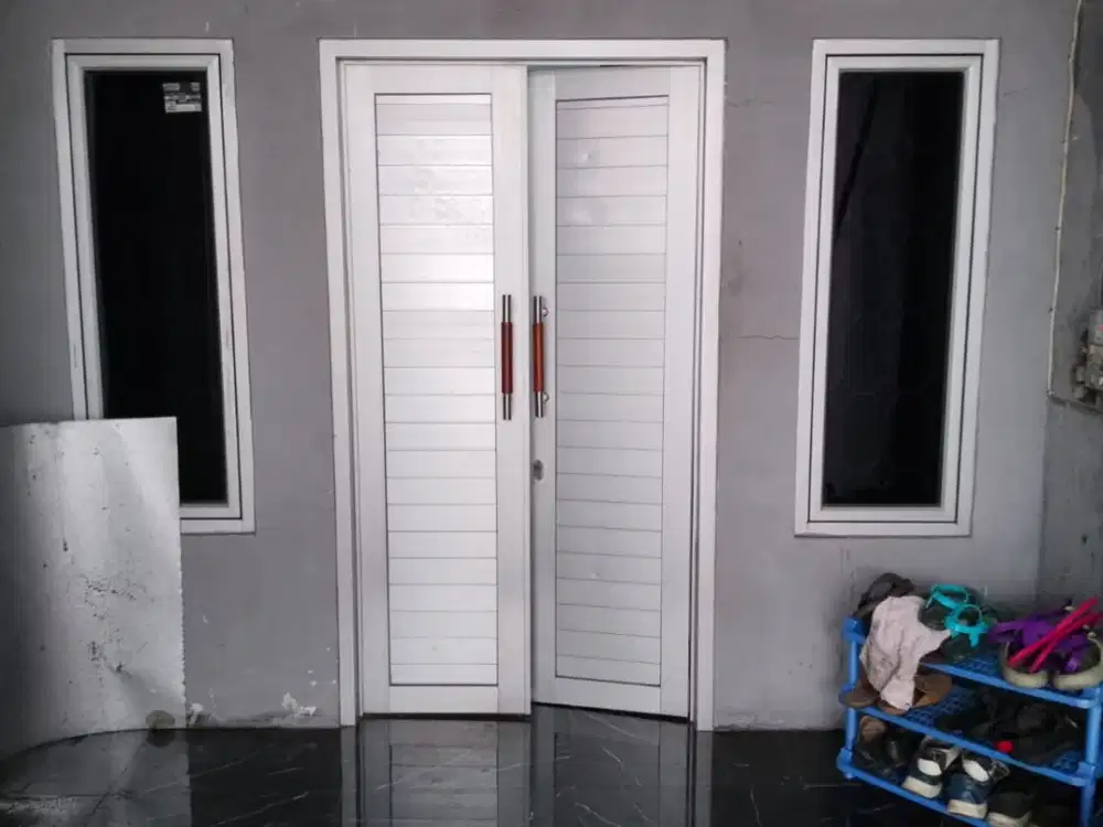 NL.393 - Murah !! Dijual Rumah Standart Luas 77 di Tanjung Priok Hadap Selatan Jalan 2 Mobil