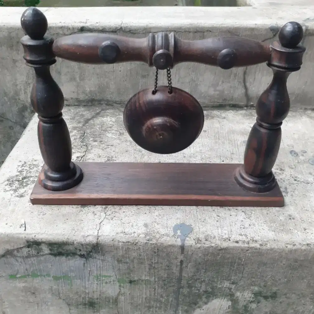 Gong kayu untuk pajangan