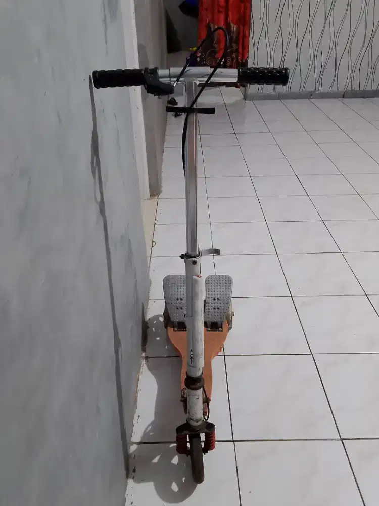 Skuter bekas tapi masih mulus