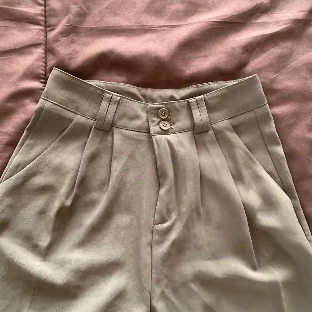 Straight-Leg Pants (Taupe)