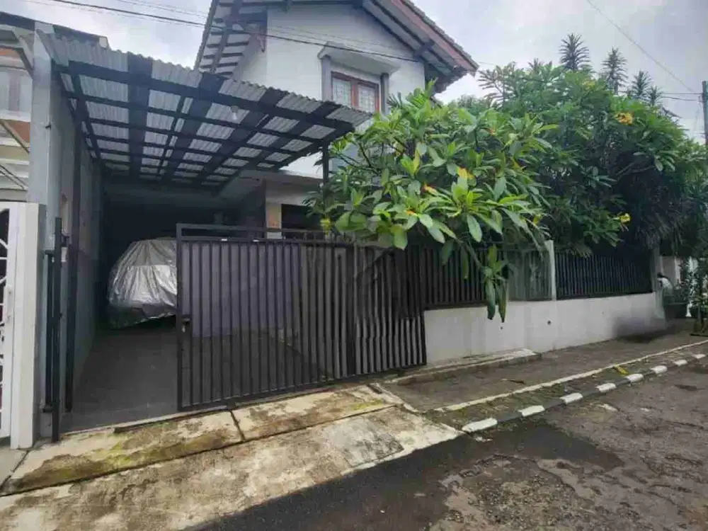 Rumah siap huni di bintaro sektor 3A ada 4 Kamar Tidur. 0703