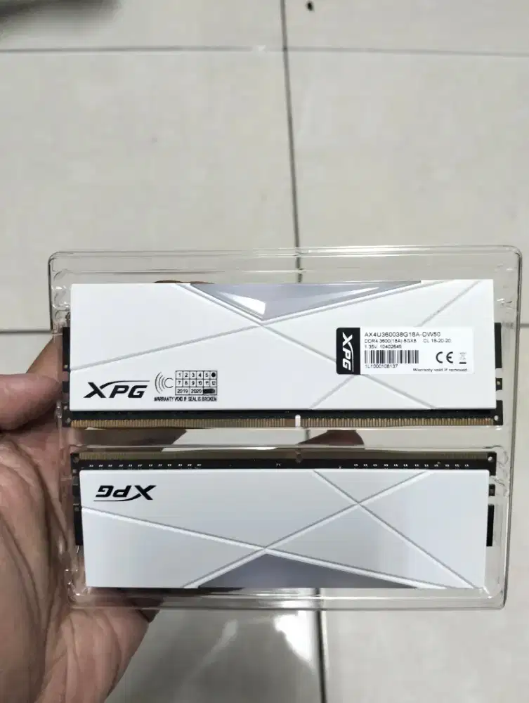 RAM ADATA Spectrix D50 16GB 3600 Mhz 8x2