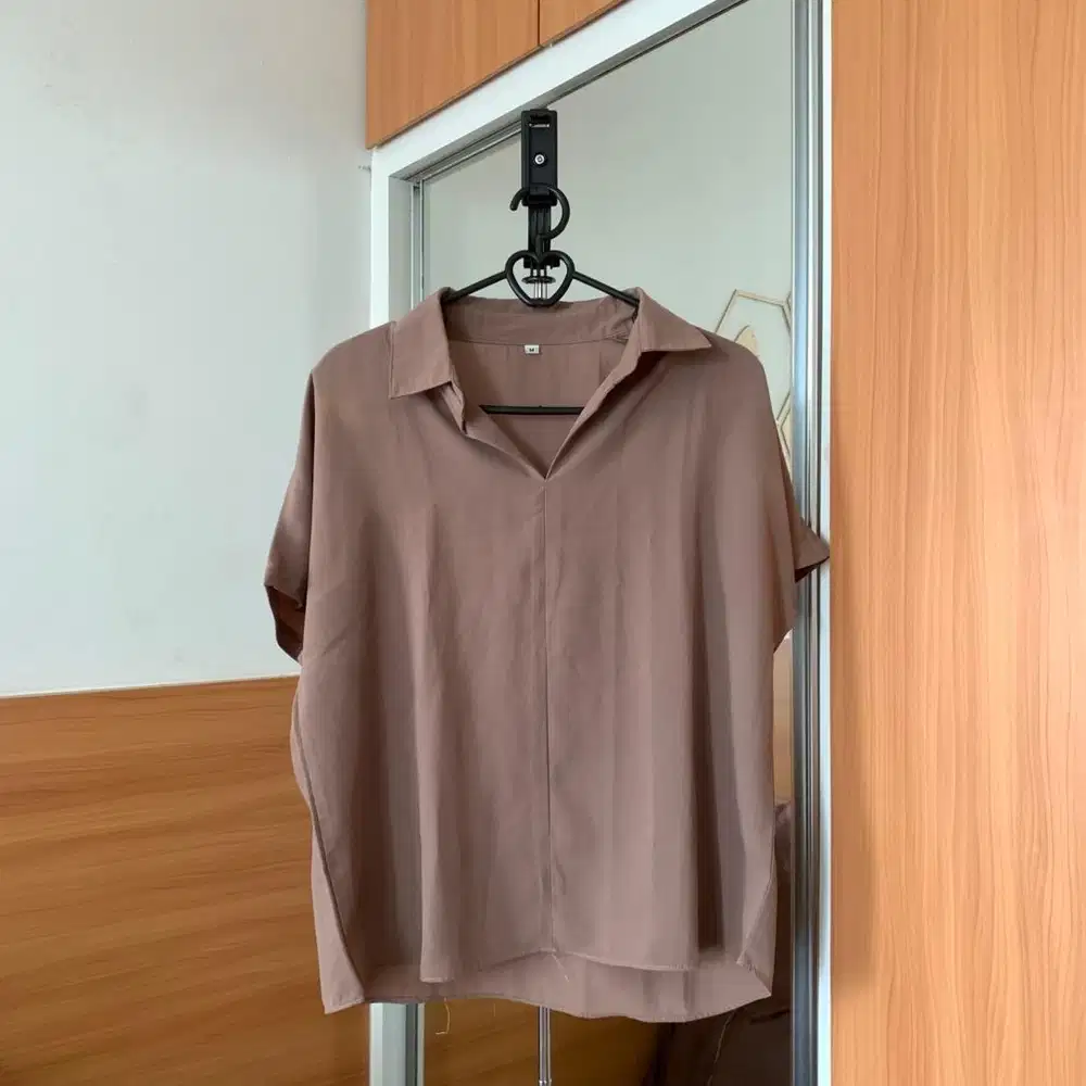 Loose Shirt (Brown)