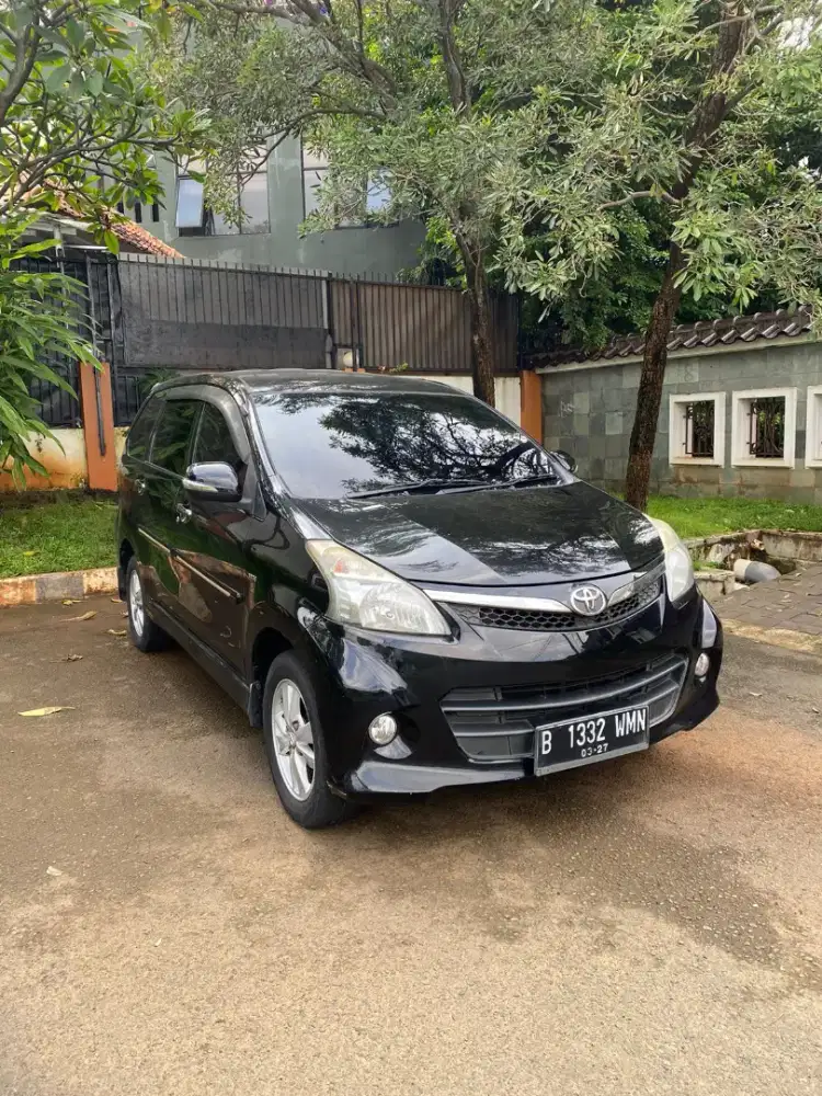 Avanza Veloz MATIC 1.5 airbag