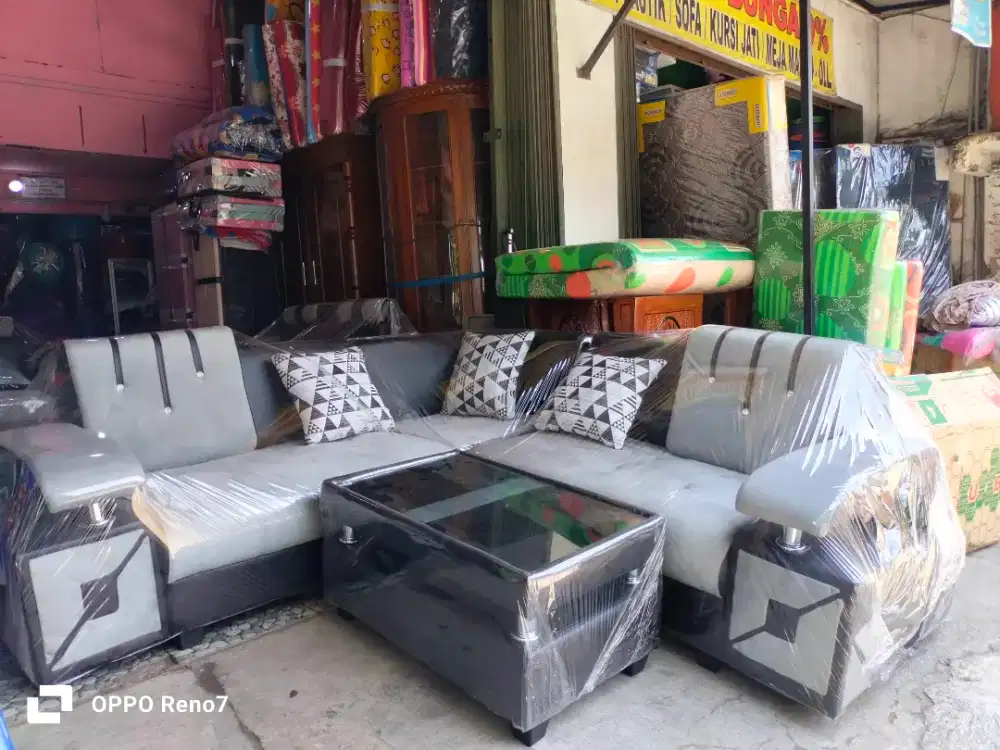 Sofa minimalis L putus