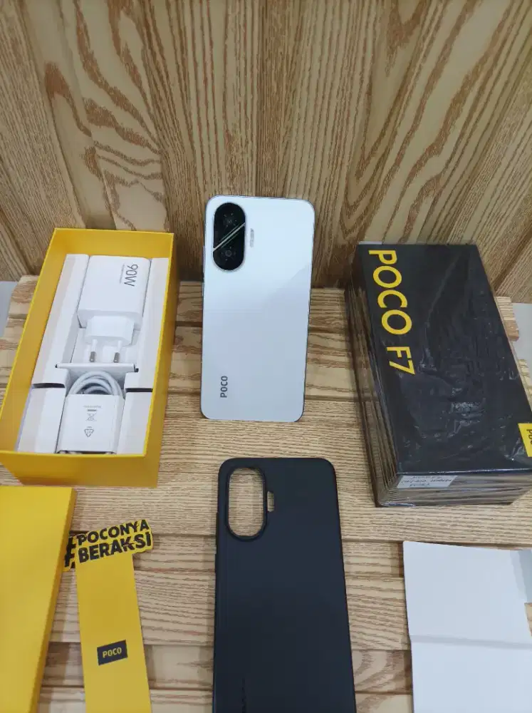 POCO  F7  12/512