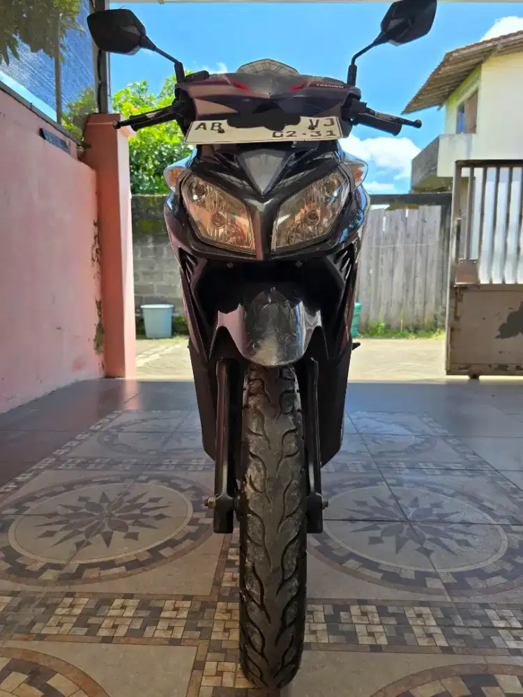 Vario 110 cc Techno Karbu Tahun 2011 Kondisi Original