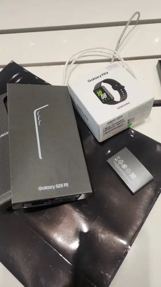 Samsung Galaxy S25Fe + Fit 3
