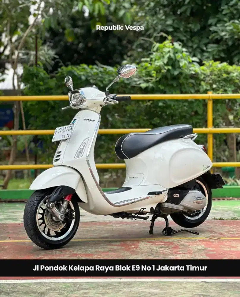 DIJUAL PIAGGIO VESPA SPRINT 150 IGET ABS LED TH 2020 PERFECT CONDITION