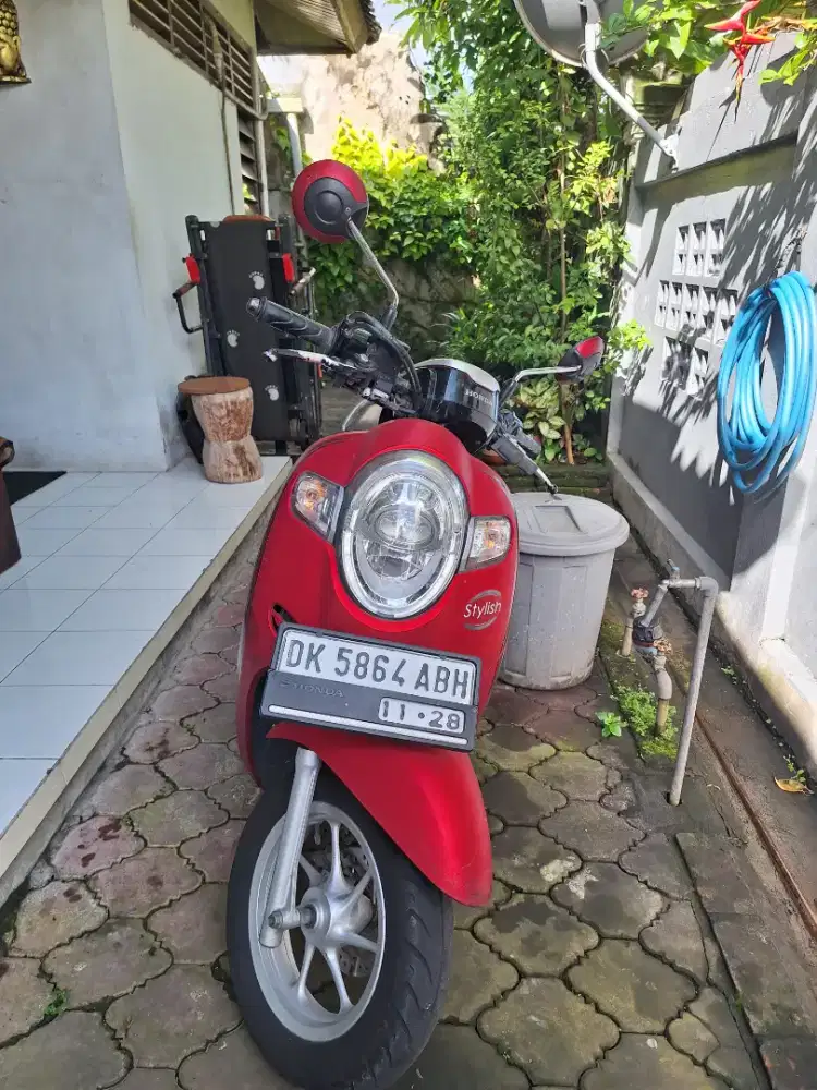 Honda Scoopy 2018 Stylish Matte Red