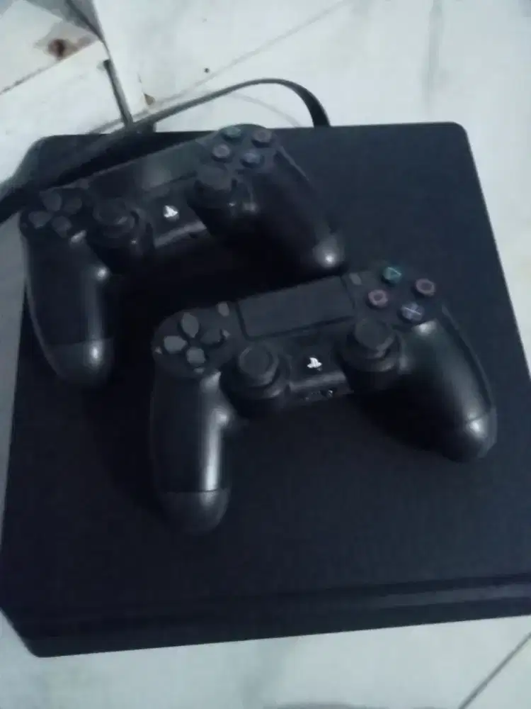 Ps4 slim bekas warna hitam