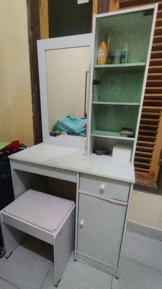 Meja Rias + kursi