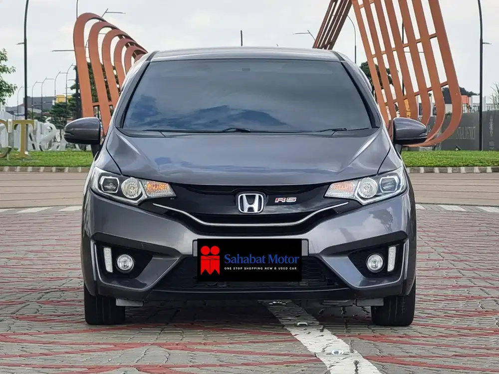 Honda Jazz 2015
RS 1.5 Automatic
