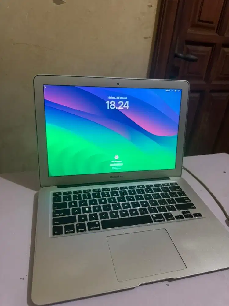 Macbook air mid 2012 dual OS