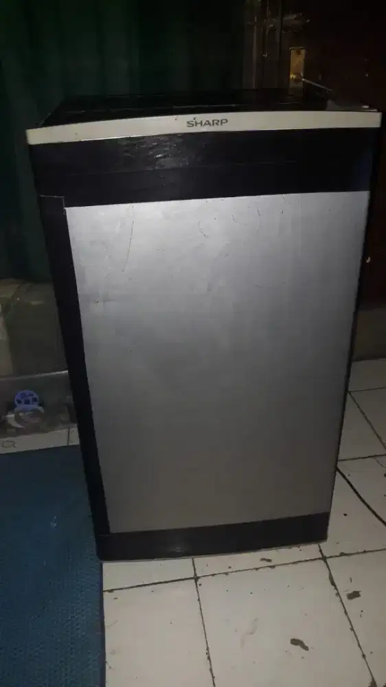 kulkas 1 pintu merk sharp