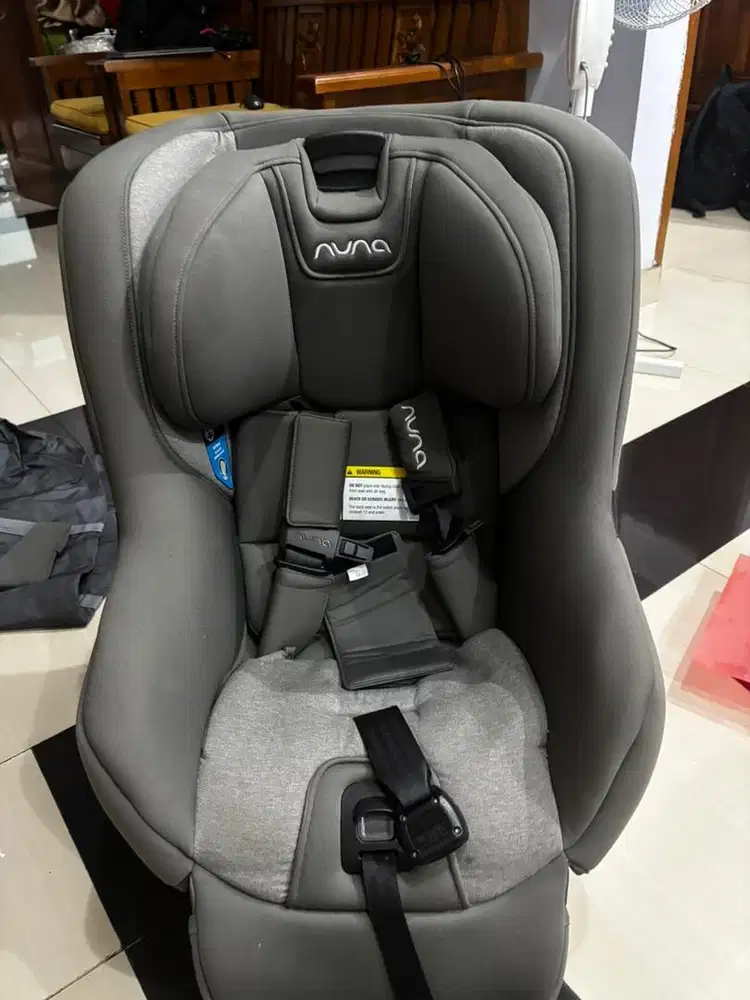 Dijual cepat Car Seat Nuna Rava