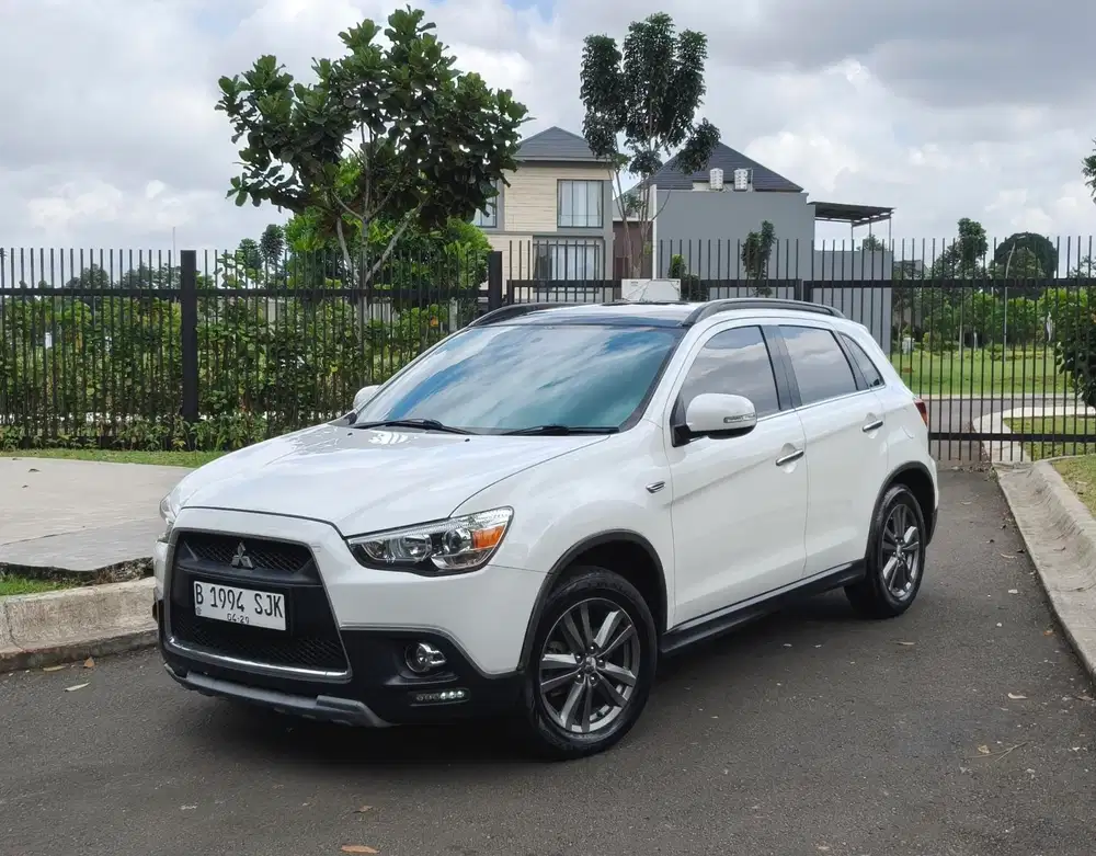 OUTLANDER SPORT PX LIMITED EDITION 2.0 AT 2014 KM LOW SUPER ISTIMEWA !