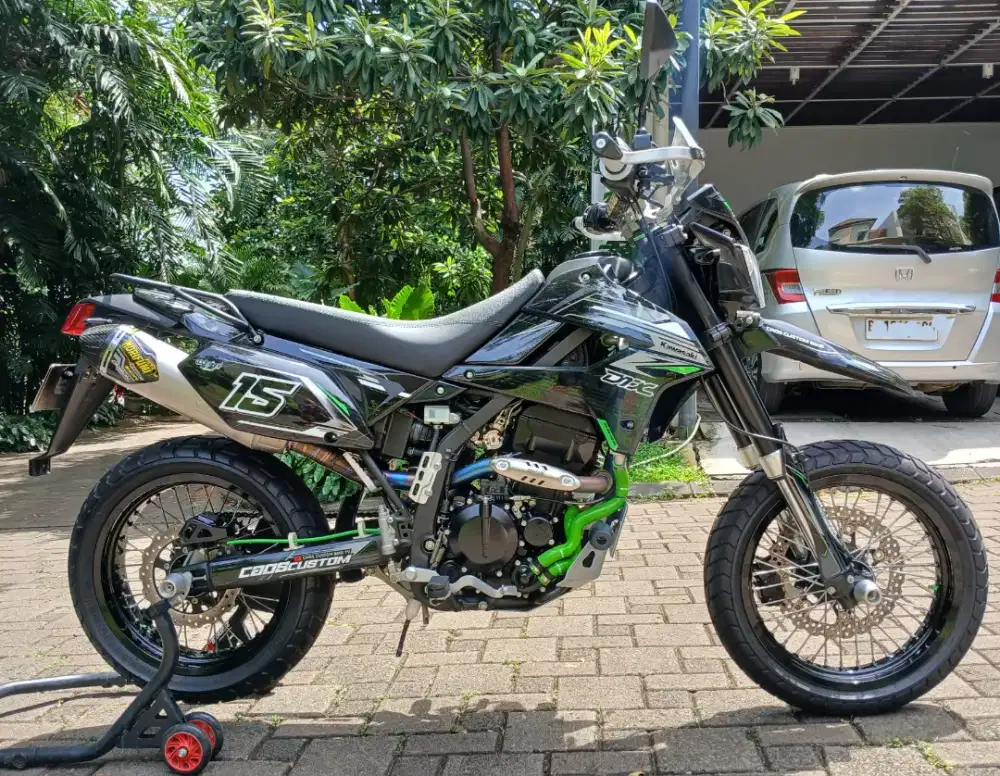 For sale Kasawasaki DTX 250, low km (4000 ongoing)