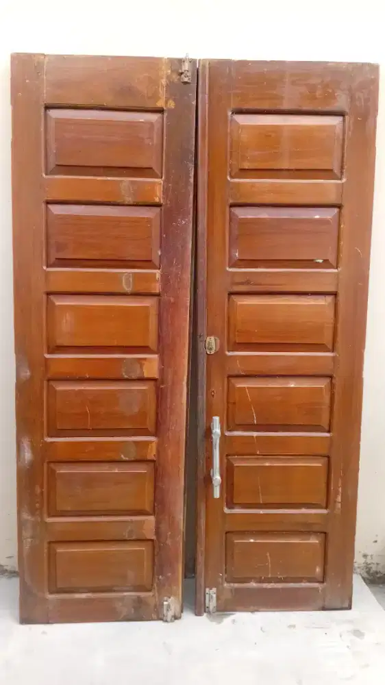 Jual cepat Kusen, Pintu, terali, kayu bagus