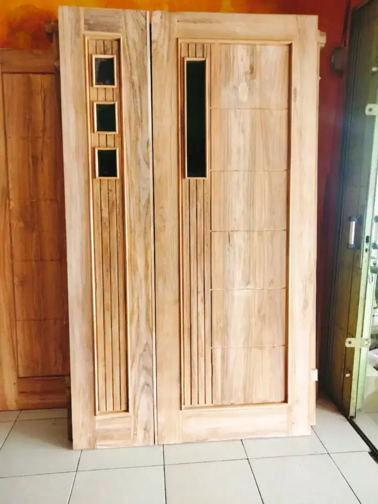 Pintu jati cikarang