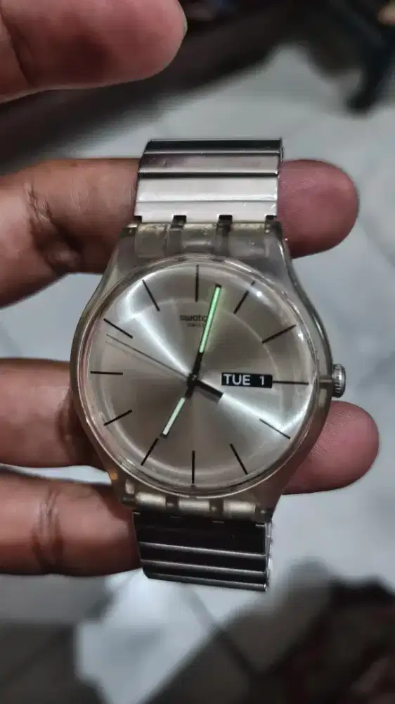 Jam tangan Swatch