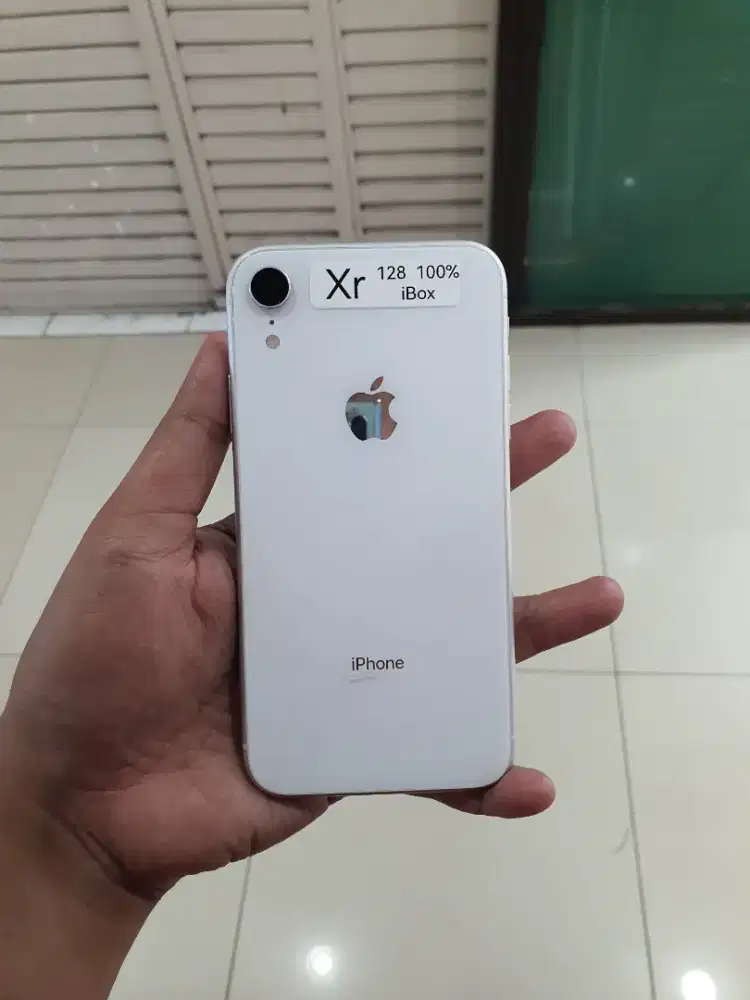 Iphone XR 128 GB second iBox BH 100%