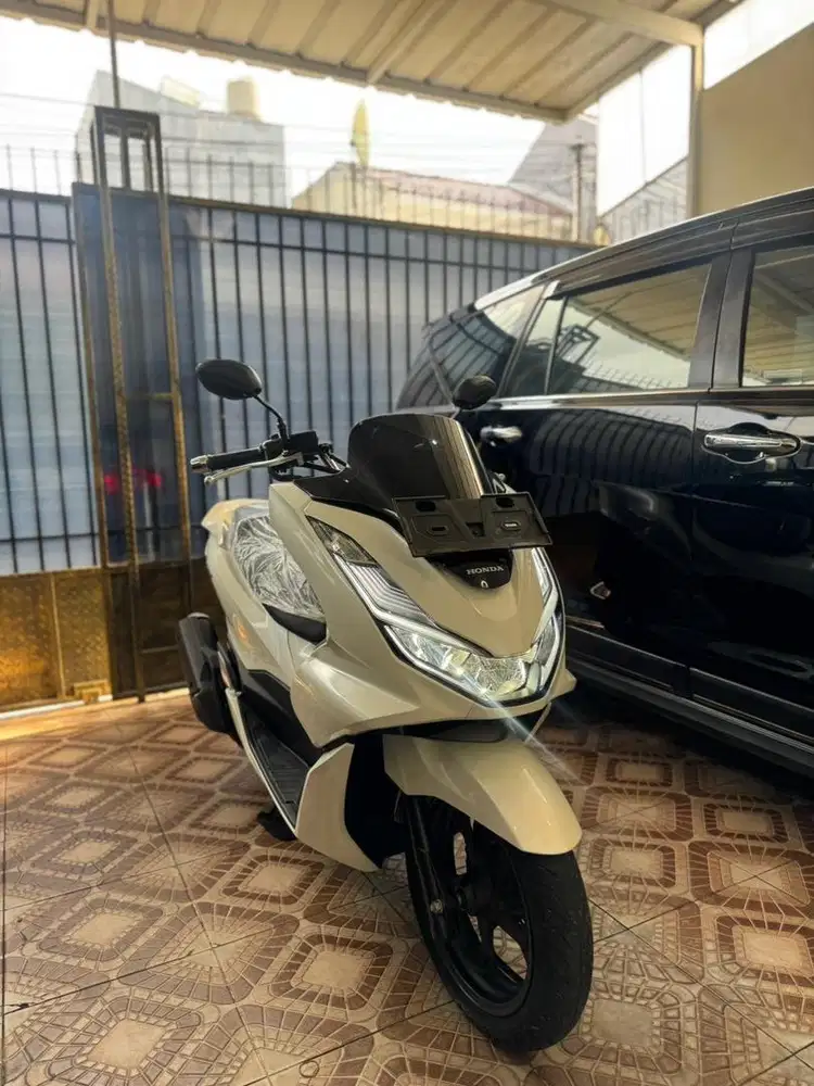 KM 630 KILO ! HONDA PCX 160 TH CBS 2024 PAJAK BULAN 05-2025