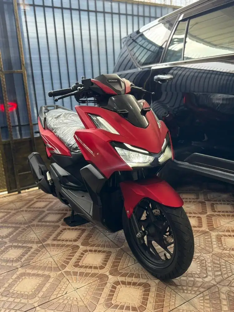 KM 90 KILO ! HONDA VARIO 160 CBS 2025 GRESS DILER LIKE NEW !