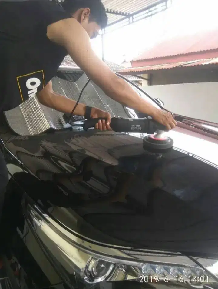 Salon mobil panggilan