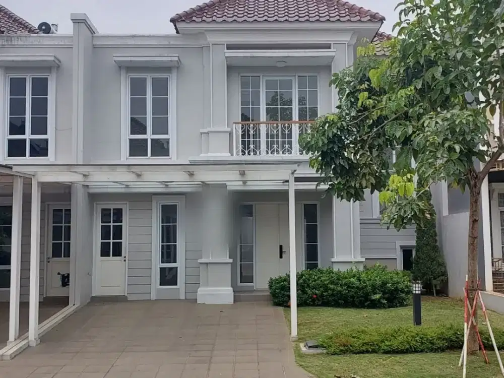 Dijual Rumah 2 lantai harga nego di Gading Serpong Cluster menaggio