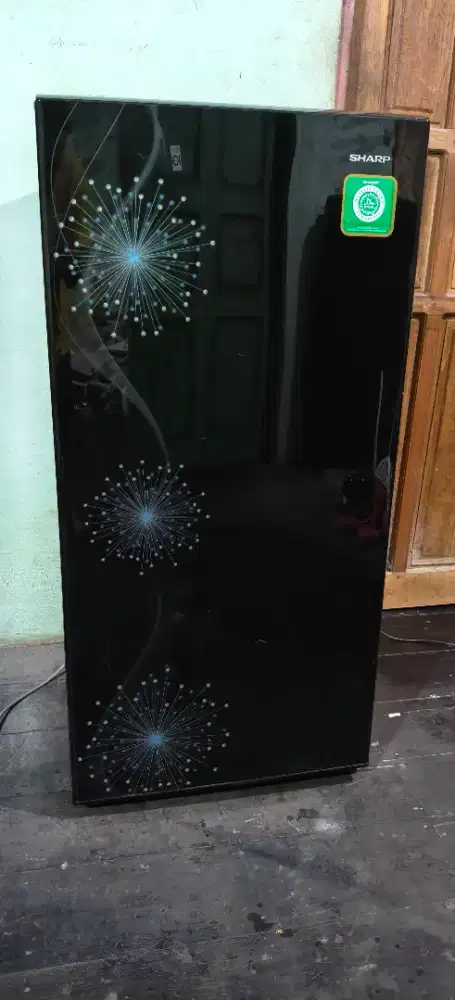 Kulkas 1 pintu sharp kirei nominus